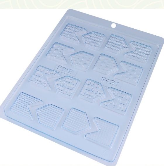 BWB 9421 Forma Simples Bandeirinhas 16 cav