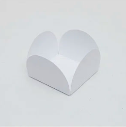 Forma 4 Pétalas Branca 3x3x2cm 500 unidad...