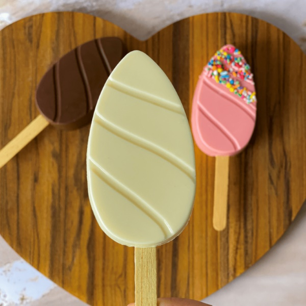 BWB 10228 Forma 3 Partes Paleta Ovo 2 Cav.